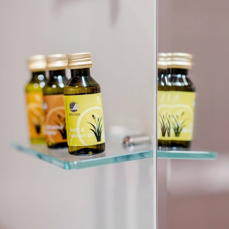 természetes alapanyagú sampon a hotel minden szobájában