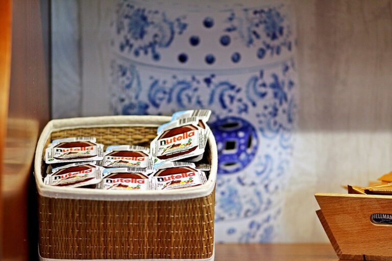 kicsik imádják a Nutellás kenyeret reggelire