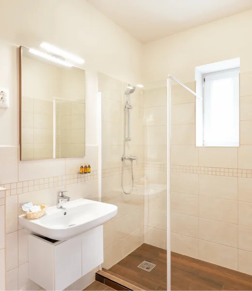 fürdőszoba az apartmanban Mosonmagyaróvár, Szigetköz fővárosában